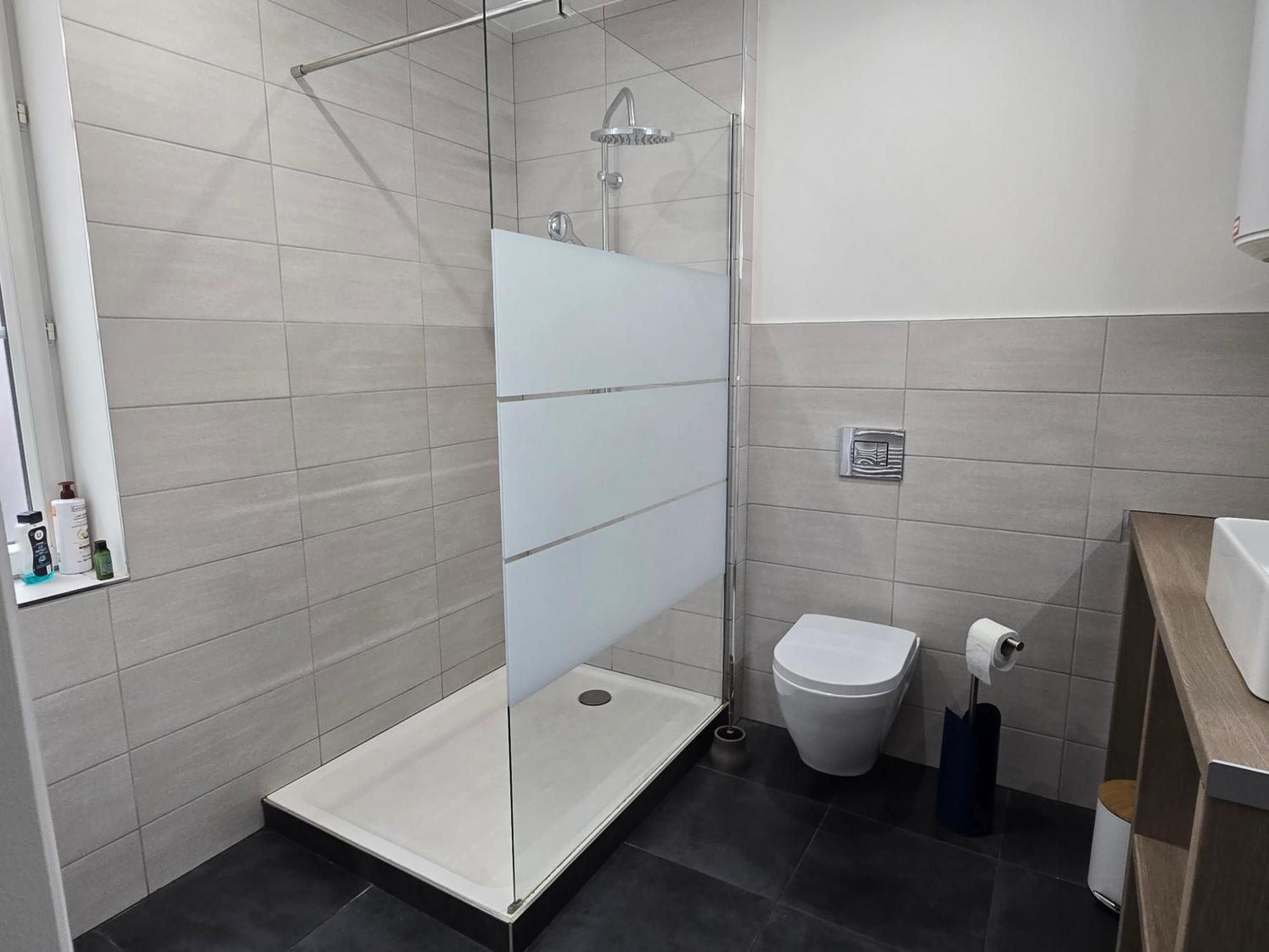 Appartement Au Calme Idealement Place A Macon. Ngoại thất bức ảnh